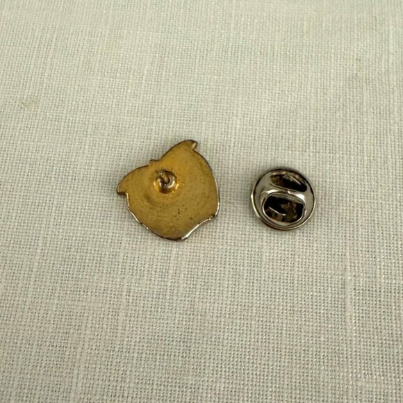 Apple-Shaped #1 Teacher Enamel Lapel Pin Brooch 0.5 Inch - Picture 3 of 5